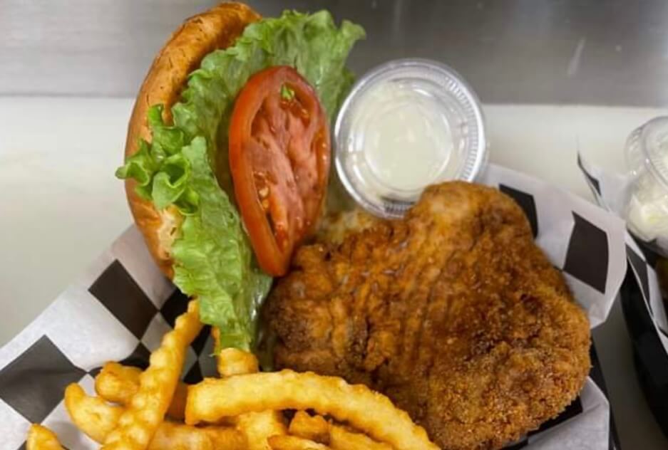 12 Foods to Put on Your Iowa Foodie Bucket List This Summer