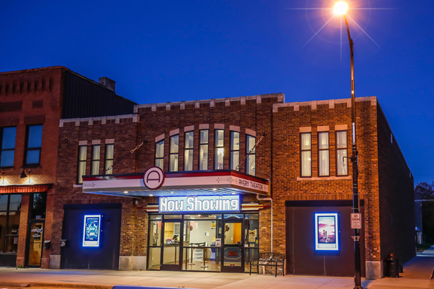 Iowa's Vintage Movie Theaters: Escape to the Past in These Filmhouse Icons