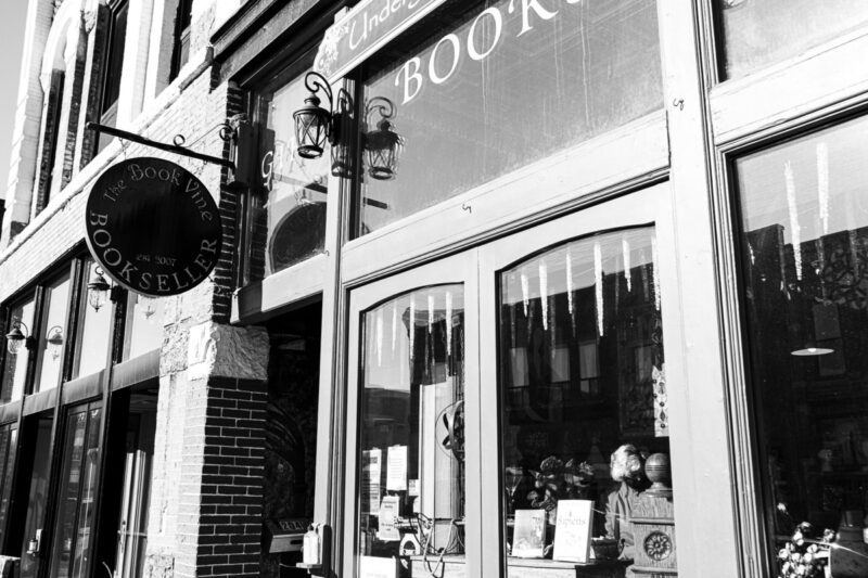 15 best indie bookstores in Iowa
