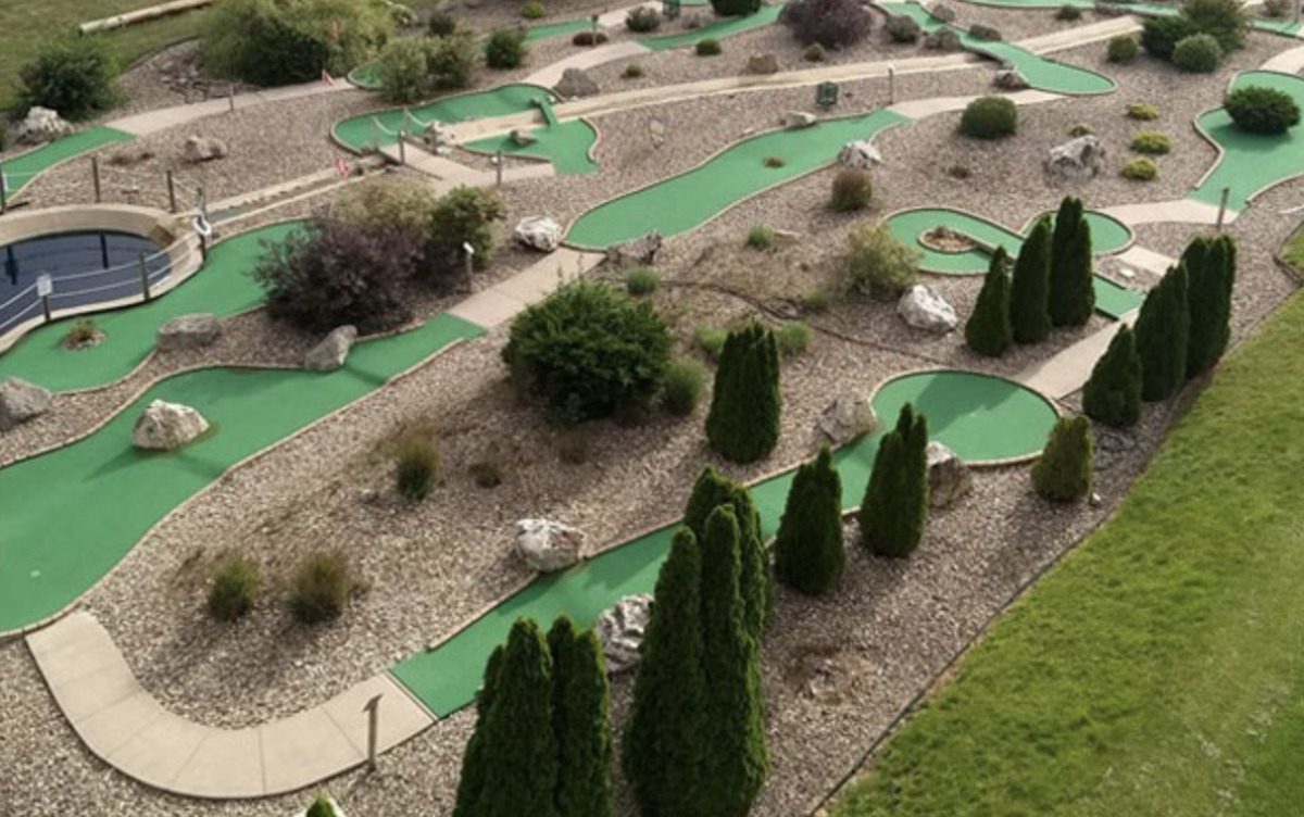 Waterfall National miniature golf course 